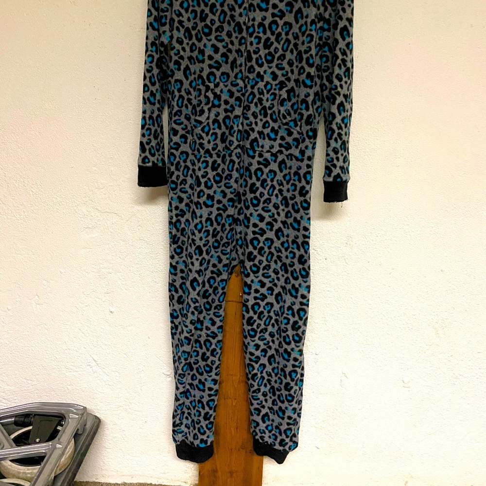 Women’s Cuddle duds fleece one piece pajamas